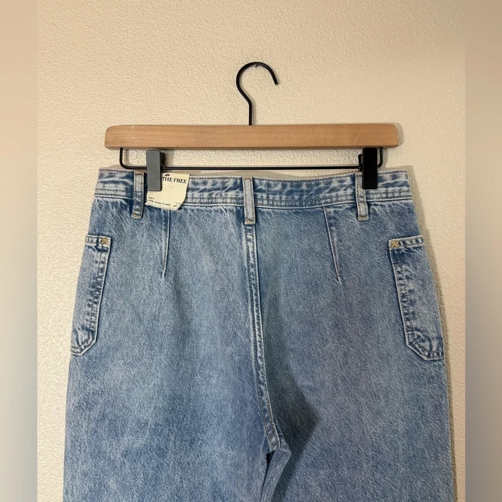 NWT Free People We The Free Izzy Low Rise Flare Jeans 27